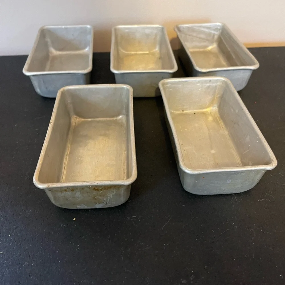5 Vintage Aluminum Mini Baking Loaf Pans Small Stacking Cake Dessert Bakers Oven - Picture 1 of 6